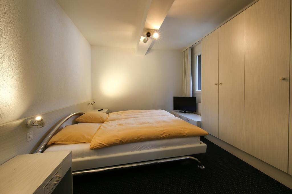 Hotel Grüsch Eksteriør billede