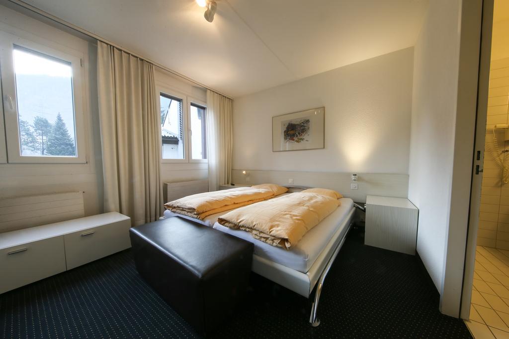 Hotel Grüsch Eksteriør billede